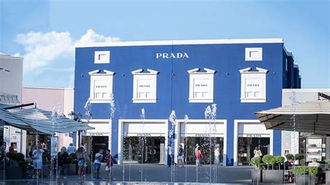 sicilia outlet village prada